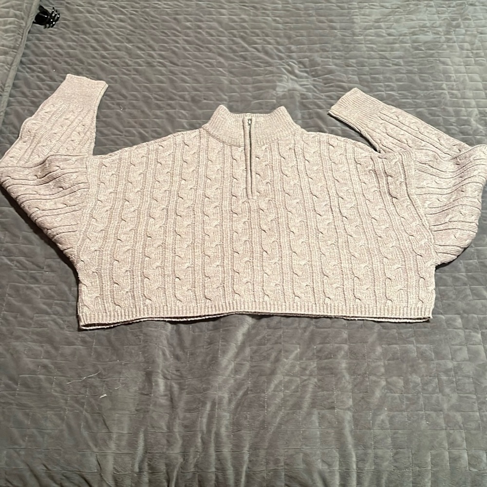 Quarter zip, cropped top grey sweater